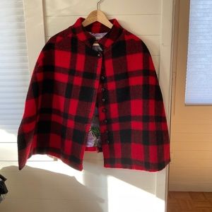 Isabelle Dunlop (IYKYK) cape/poncho. In perfect, like new condition.